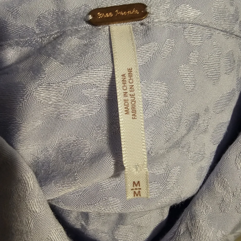 Free People Button Up Leopard Lilac Purple Print Dress Shirt sz M